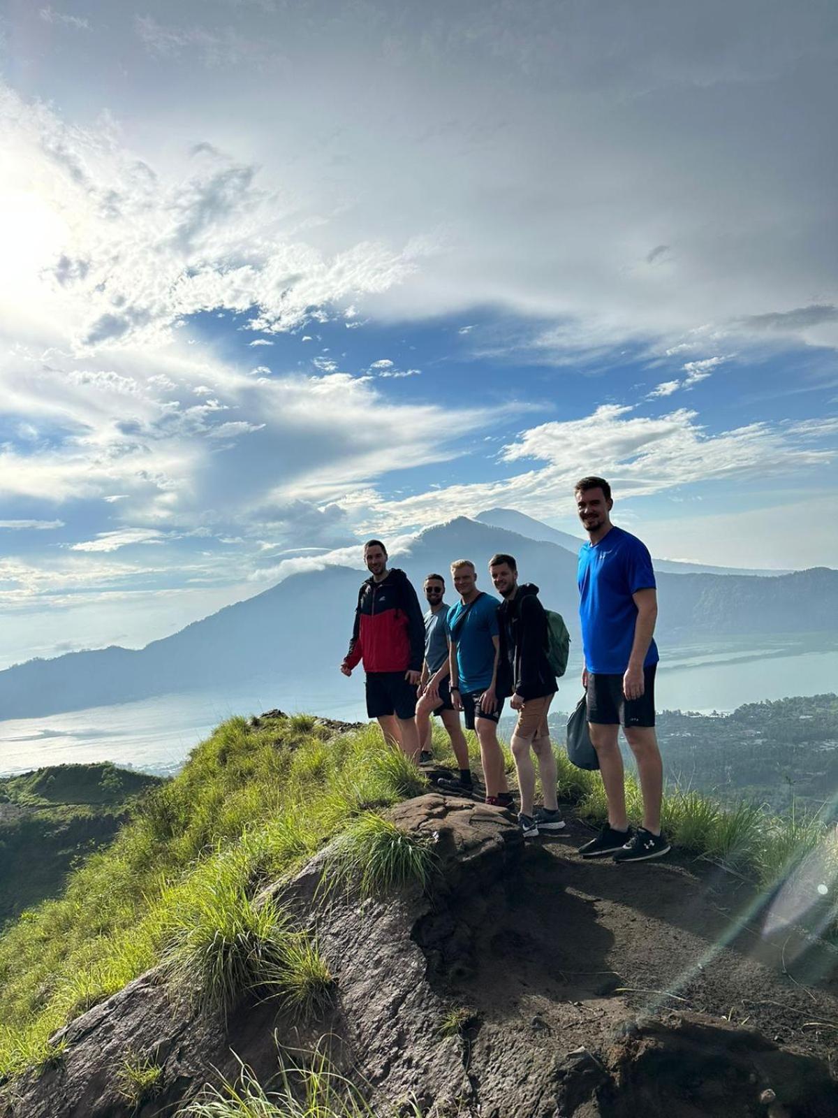 Batur Volcano Basecamp Кубупенлокан Экстерьер фото